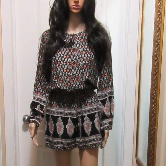 New Size Small , medium and Large  Romper - Picture 5 of 16